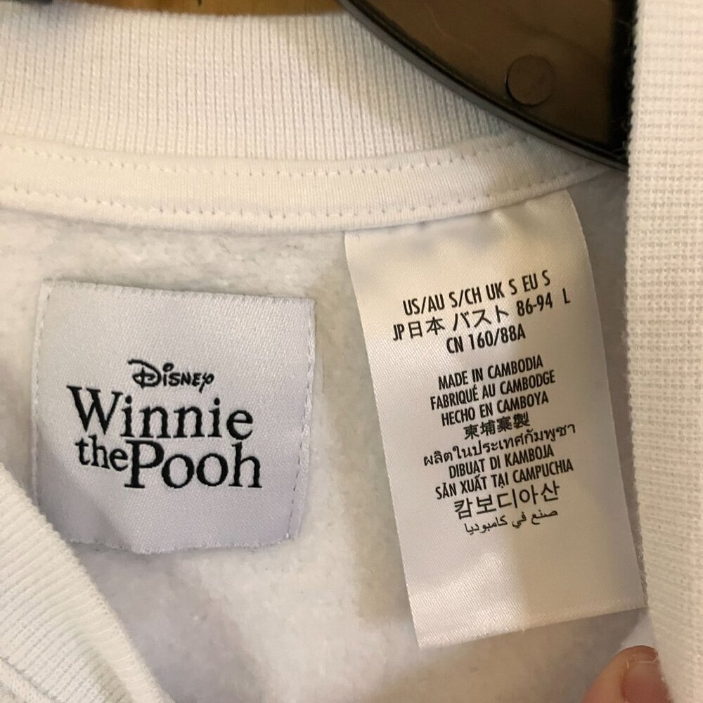 Disney Womens Winnie Pooh Tigger Embroidered Crop Sweatshirt Small White SP NWT - Picture 6 of 12